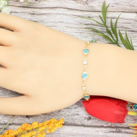 "Trendy Bracelet for Girls & Women – Cute, Adjustable & Gift-Ready | MLCRC1251 - Picture 9 of 10